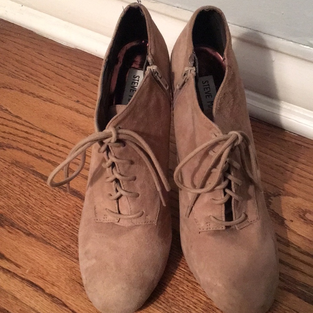 Steve Madden heeled bootie